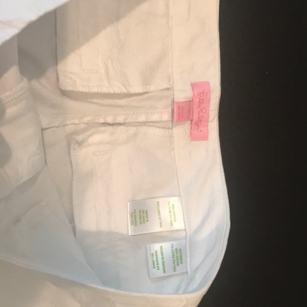 Lilly Pulitzer white textured skinny ankle pant.